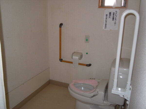 生活支援住居ひなたぼっこ（トイレ）