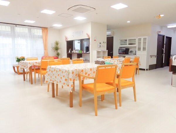愛の家グループホーム船橋坪井東（食堂）