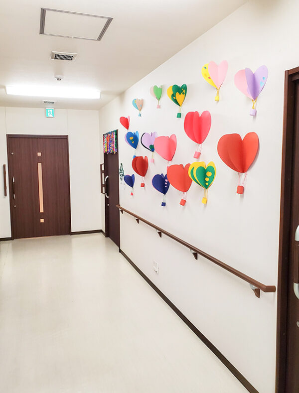 愛の家グループホーム千葉園生（廊下）