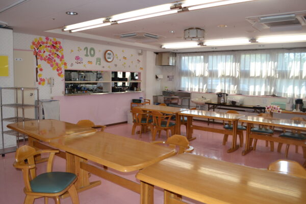 ベストライフ 市川（食堂）