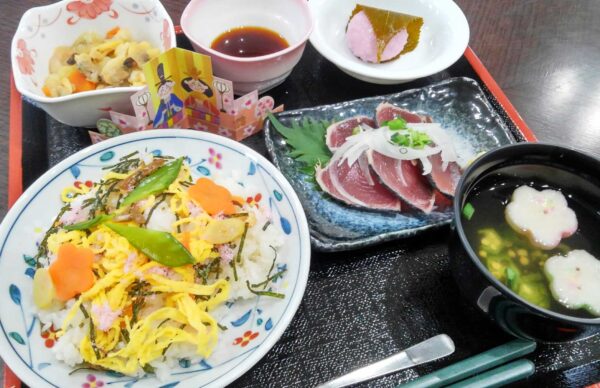 あずみ苑グランデ柳沢（お食事例）