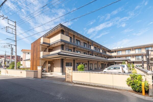  イリーゼ市川