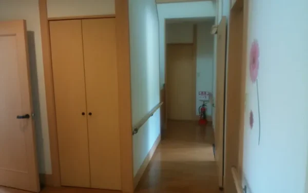 フローラファミリー（廊下）