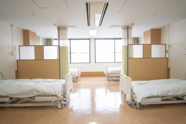 総泉病院介護医療院（多床室）